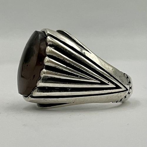 خاتم فضة رجالي بحجر عقيق يماني مصور