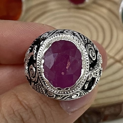 خاتم فضة رجالي بحجر ياقوت افريقي