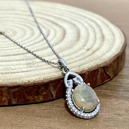 قلادة فضة نسائية بحجر زفير افريقي اصفر