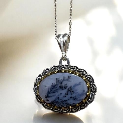 قلادة فضة نسائية بحجر عقيق مشجر يماني طبيعي