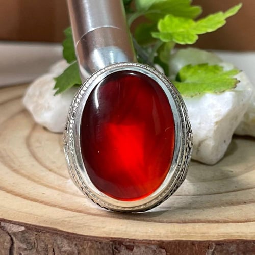 خاتم فضة رجالي بحجر عقيق كرزي يماني طبيعي