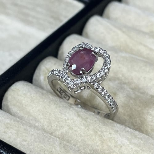 خاتم فضة نسائي بحجر ياقوت افريقي مرصع زركون سويسري