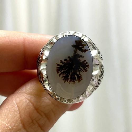 خاتم فضة رجالي بحجر عقيق يماني مشجر طبيعي