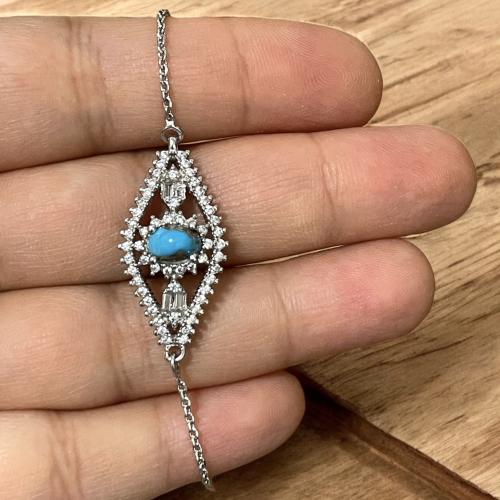 اسورة نسائية بحجر فيروز طبيعي مرصع زركون سويسري