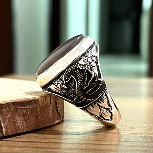 خاتم فضة رجالي بحجر عقيق مصور يماني طبيعي