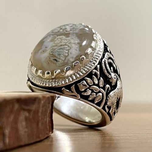 خاتم فضة رجالي بحجر عقيق ورد الربيع الطبيعي