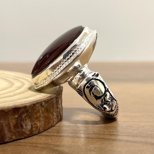 خاتم فضة رجالي بحجر عقيق كرزي انسي يماني طبيعي