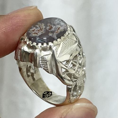 خاتم فضة رجالي عقيق خرساني ورد الربيع