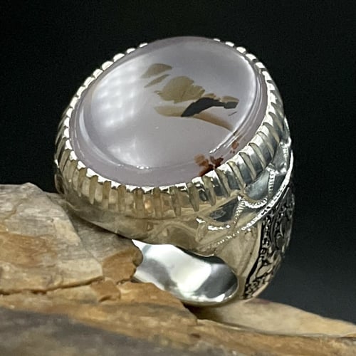 خاتم فضة رجالي بحجر عقيق يماني مصور