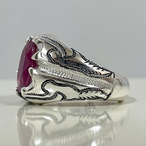 خاتم فضة رجالي بحجر ياقوت افريقي