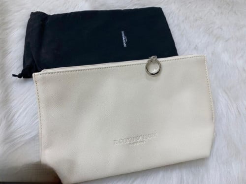 شنطة يد امبوريو ارماني فريجرانس للنساء (بيج)