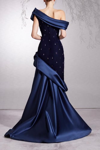 Evening dress 2025