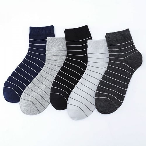 زوج من الجوارب المخططة القطنية معالجة مضادة للروائ...