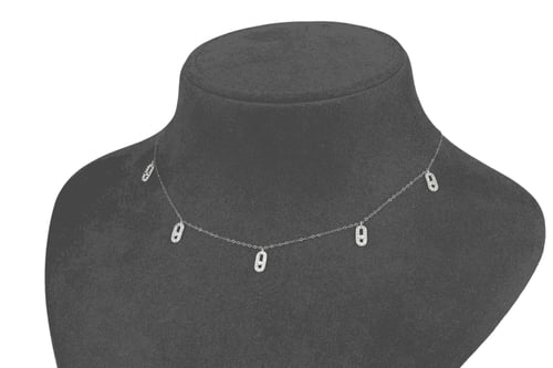 شوكر ذهب ابيض تصميم الماس بيضاوي عيار 18