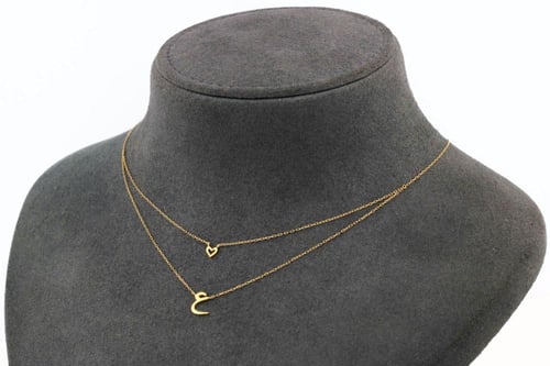 شوكر ذهب دورين بتصميم حرف مع قلب