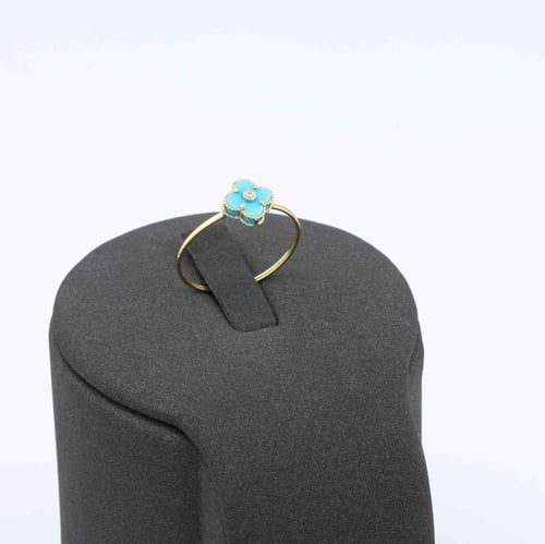 خاتم ذهب تصميم الماس مع فص احمر جميل عيار 18