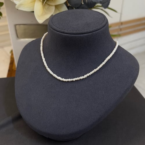 عقد ذهب مع اللؤلؤ الزراعي