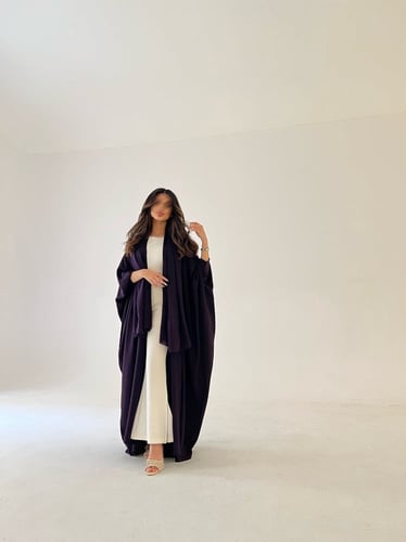 موف غامق نص بشت أكمام ضيقه