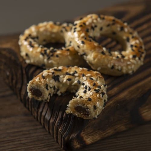 معمول اساور بر حشوة تمر بدون سكر