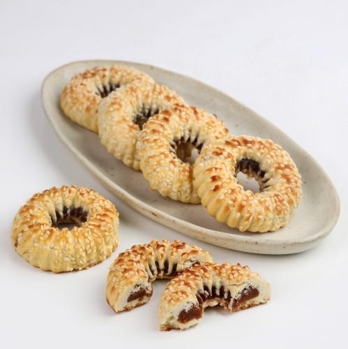 معمول دونات بالسمسم ابيض