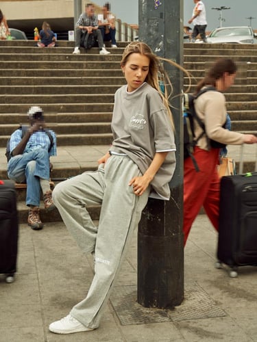 Light grey with with part