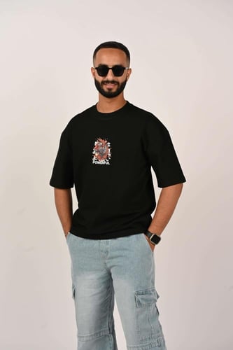 تيشرت اوفر سايز لون اسود بلوقو النمر