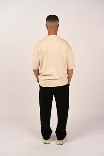 تيشرت اوفر سايز لون بيج بلوقو اصفر