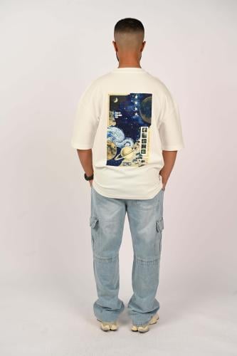 تيشرت اوفر سايز ابيض الكوكب