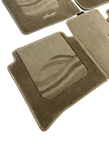 طقم فرشات لكزس 400 سعودي