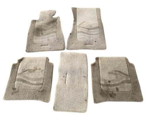 طقم فرشات لكزس 400 سعودي