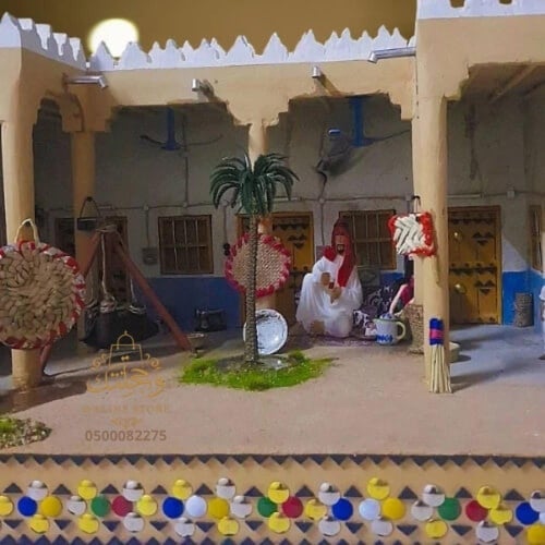 مجسم بيت تراثي فخم مزود إنارة داخلية