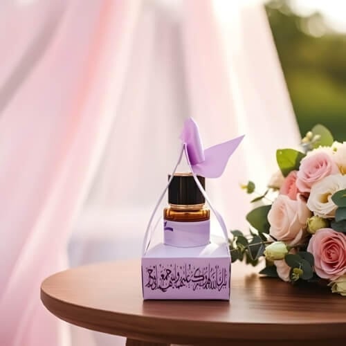 اطلبي بوكس عطر فاخر للتوزيعات بطباعة خاصة
