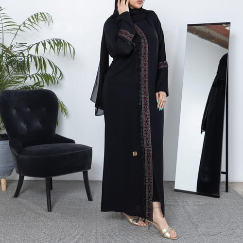 عباية سودا فاخرة بتطريز السدوN1007