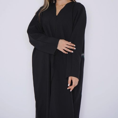 عباية سوداء سي واي 6032