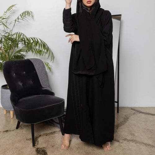 عباية سوداءسادة مقلمة N1071