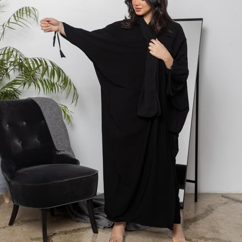 عباية مشلح قماش زوم لف مع حبل من الاكمام R1121