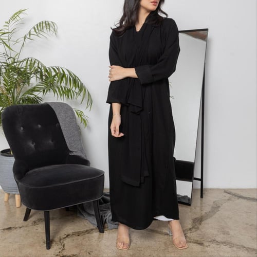 عباية كريب سوداء سادة N1005