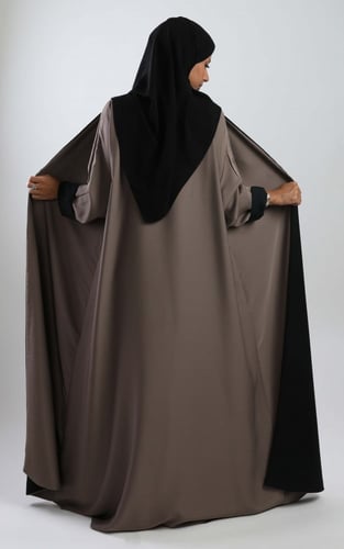 عباية دبل فيس باللونين الأسود والبني 5052