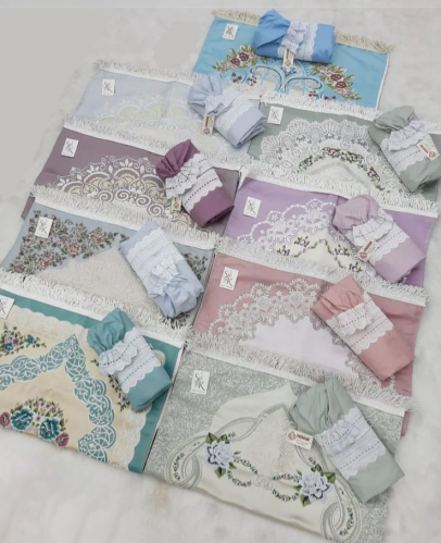 طقم سجادة و شرشف صلاة