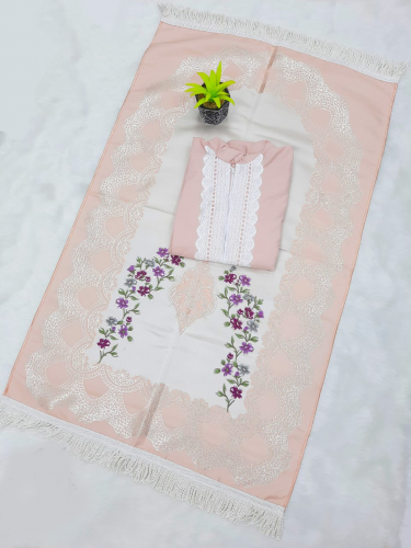 طقم سجادة و شرشف صلاة لون وردي N900