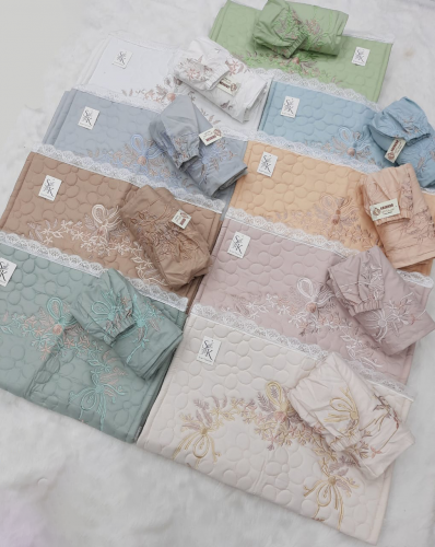 طقم سجادة و شرشف صلاة N607