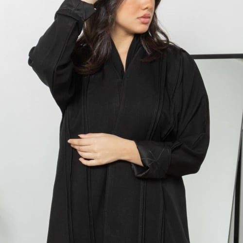 عبايه سوداء ملكي N1019