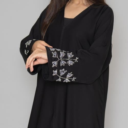 عباية سوداء بتطريز يدوي 6050