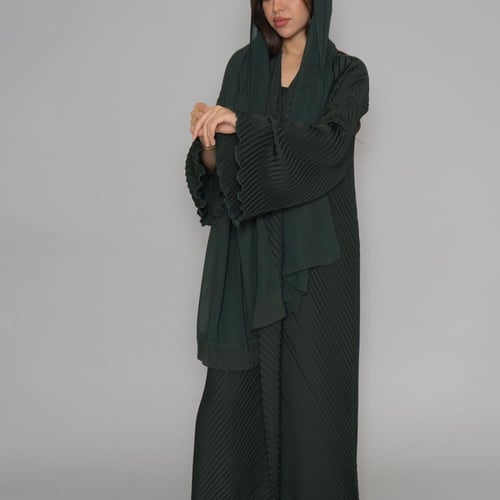 عباية ملونة لون أخضر بكسر ناعمة 6060