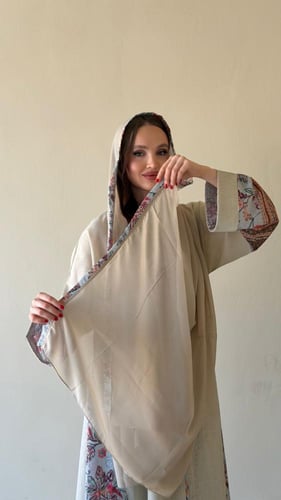 عباية الياقوت