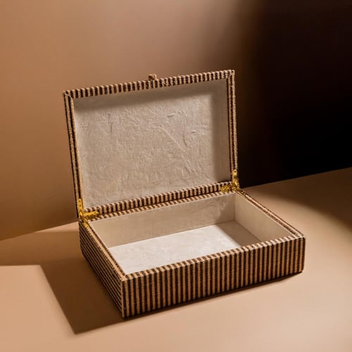 بوكس خشبي فاخر ملبس بالكتان الفاخر