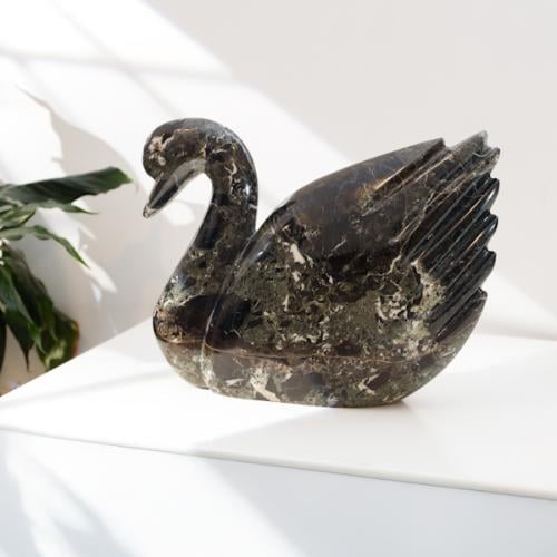 بجعه كبيره رخاميه تحفه للمكان