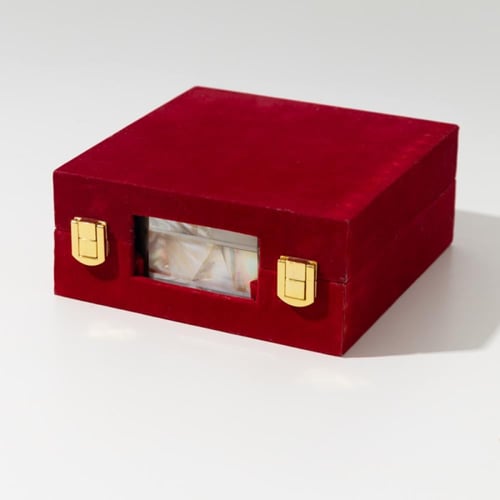 صندوق ثقيل من الرخام الملون الفاخر ملبّس داخليا با...