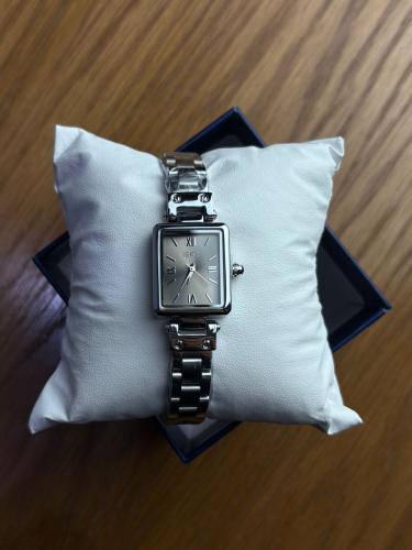 ساعة نسائية فاخرة موديل 509