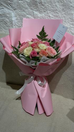 باقة ورد بينك